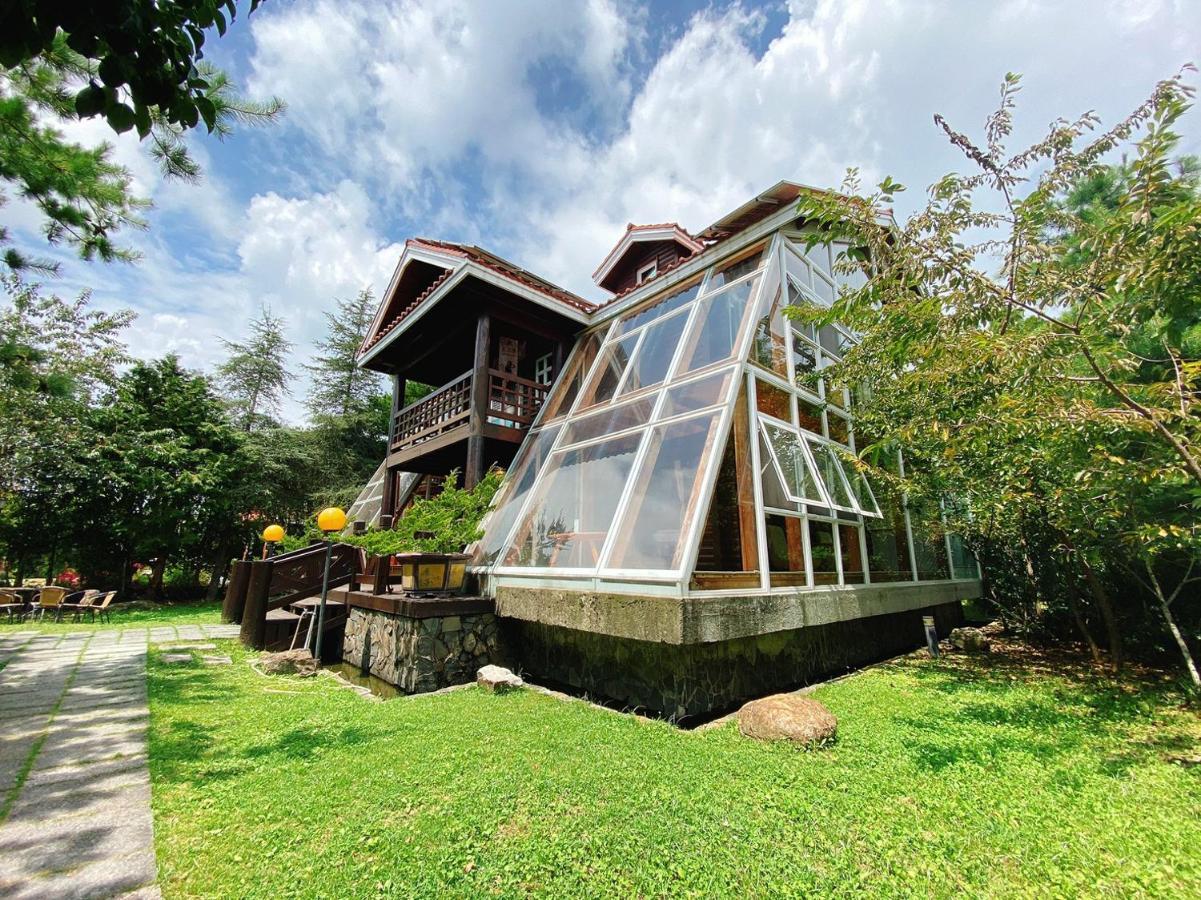 Ailiga Travel Villa 仁愛郷 エクステリア 写真