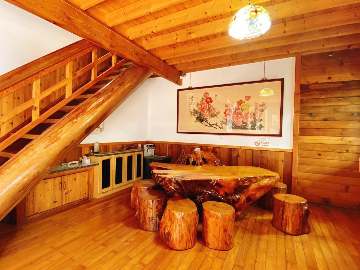 Ailiga Travel Villa 仁愛郷 エクステリア 写真