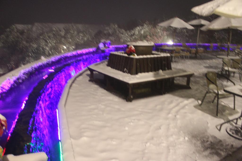 Ailiga Travel Villa 仁愛郷 エクステリア 写真